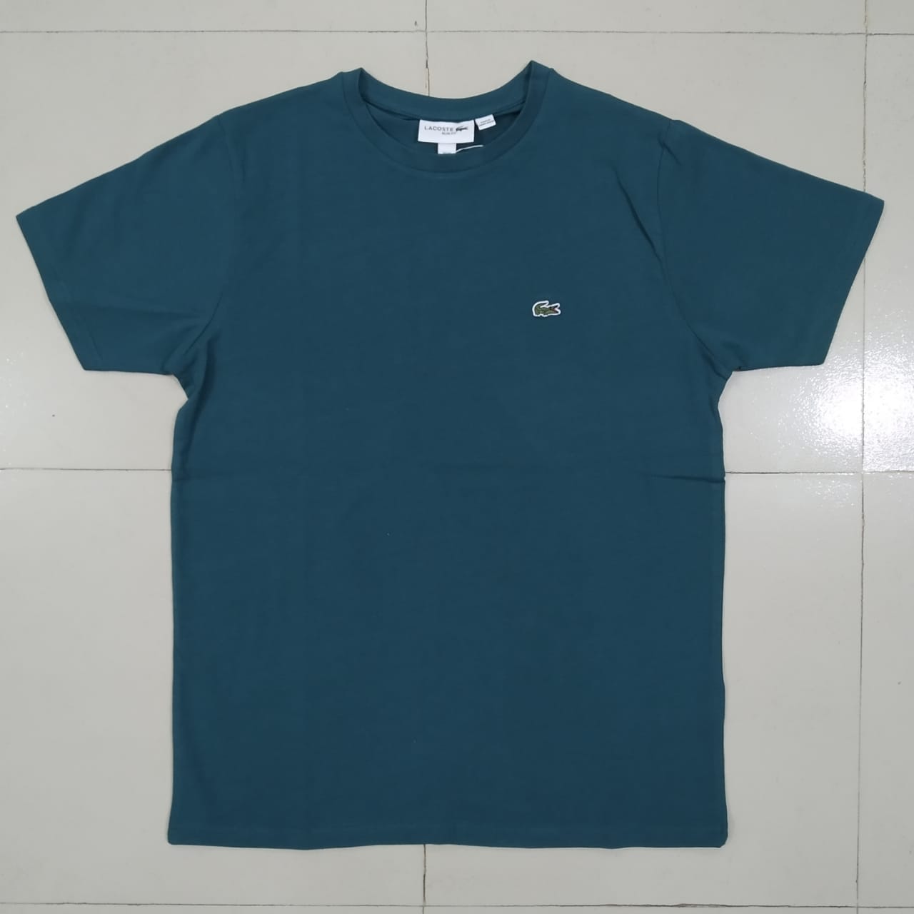 Basic T-Shirt – UpMarket